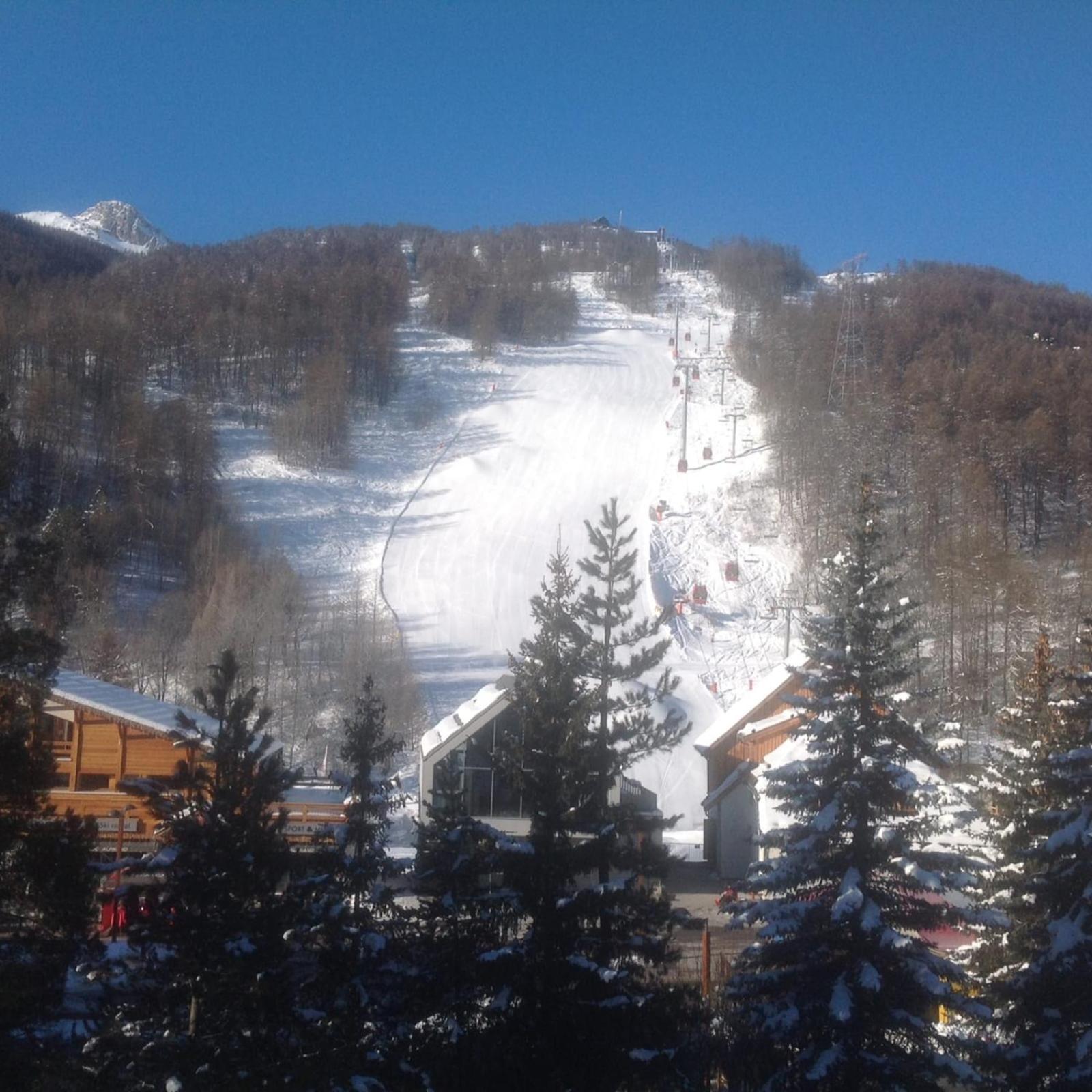 Apt Or Chalet Near The Slopes Saint Chaffrey Exteriör bild